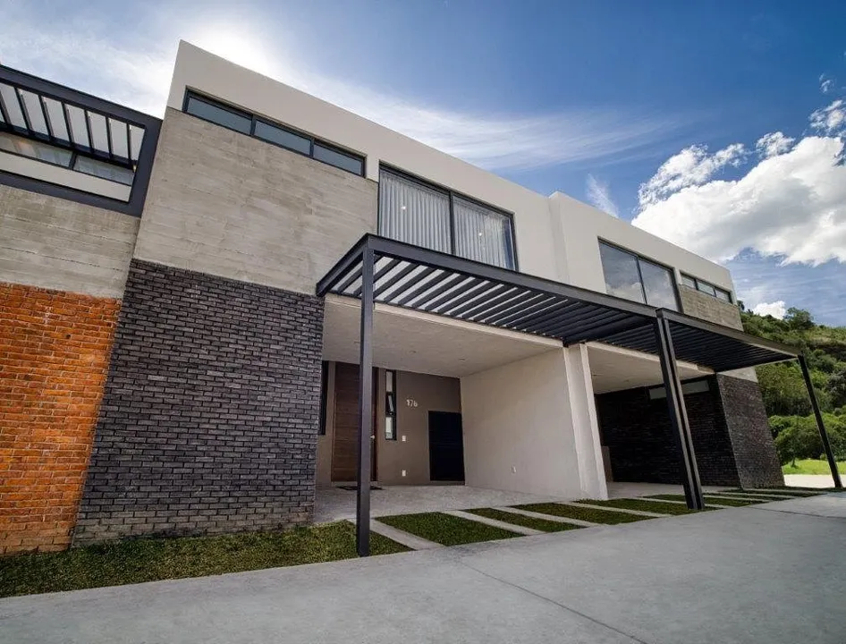 Casa en Venta Condominio Sibaria, Tlajomulco de Zúñiga, Jalisco.