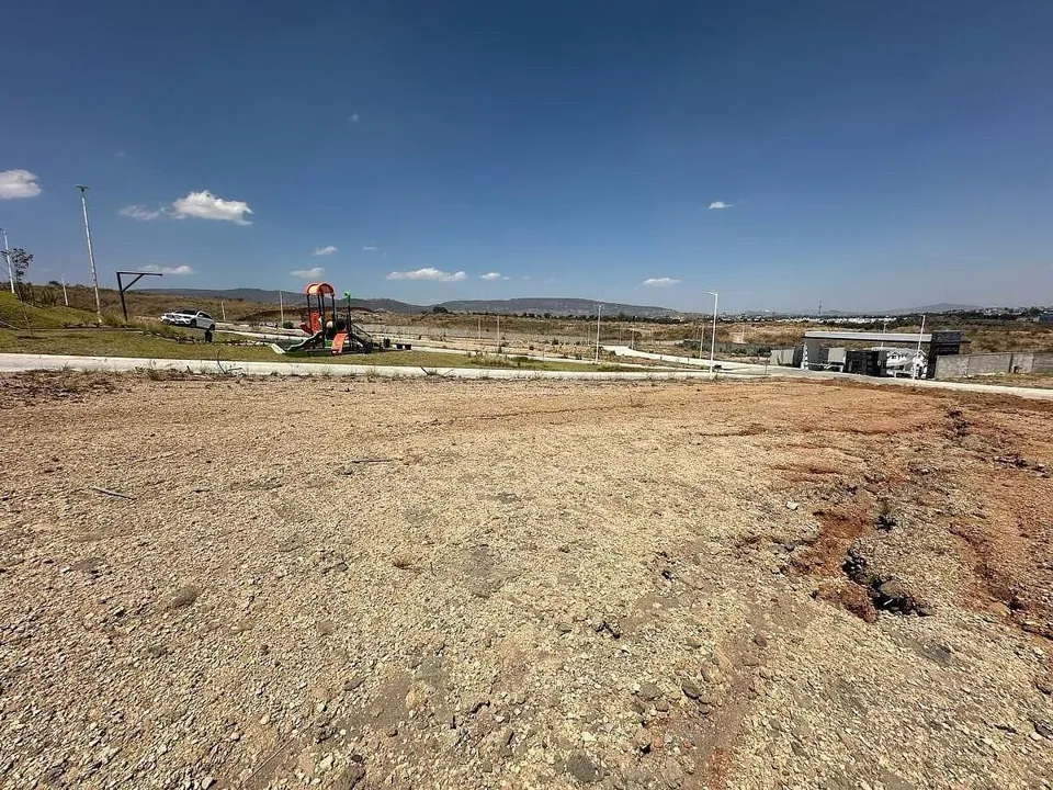 SE VENDE hermoso terreno en Coto Montañés de SENDEROS MONTEVERDE