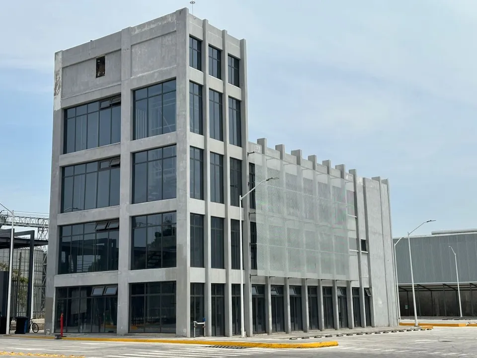 Foto 2 de Oficinas en RENTA en el Álamo industrial dentro de parque industrial