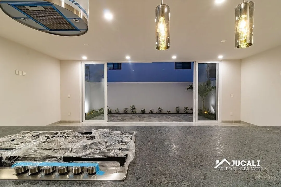 Foto 8 de Casa en Venta Dentro de Coto con alberca, Fraccionamiento Solares, Zapopan