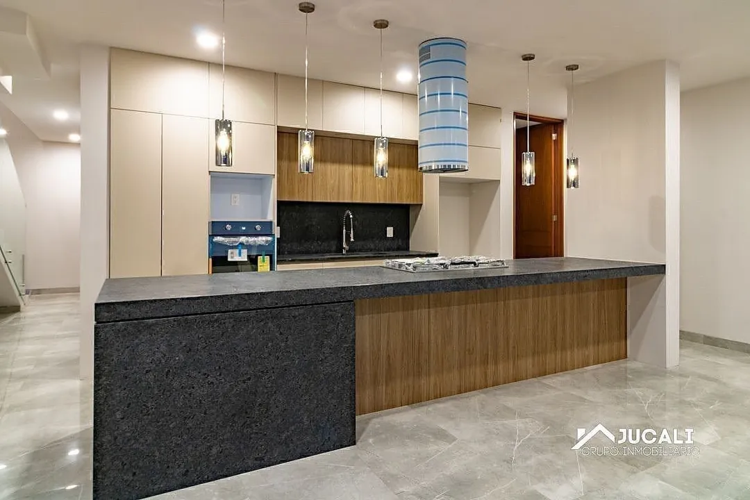 Foto 9 de Casa en Venta Dentro de Coto con alberca, Fraccionamiento Solares, Zapopan