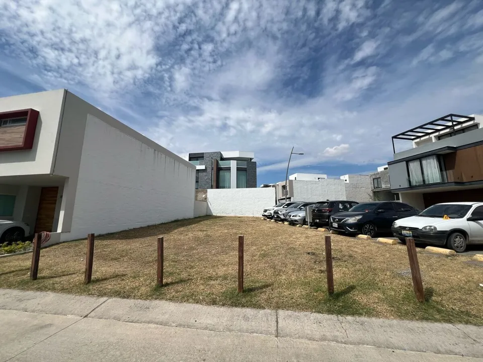 Foto 3 de Exclusivo terreno en venta Coto Crisantemos