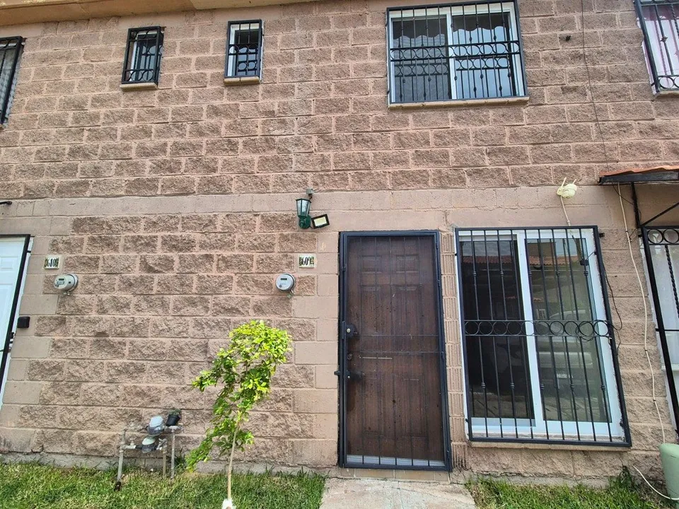 Foto 2 de CASA EN VENTA CERCA CENTROS UNIVERSITARIOS UDG