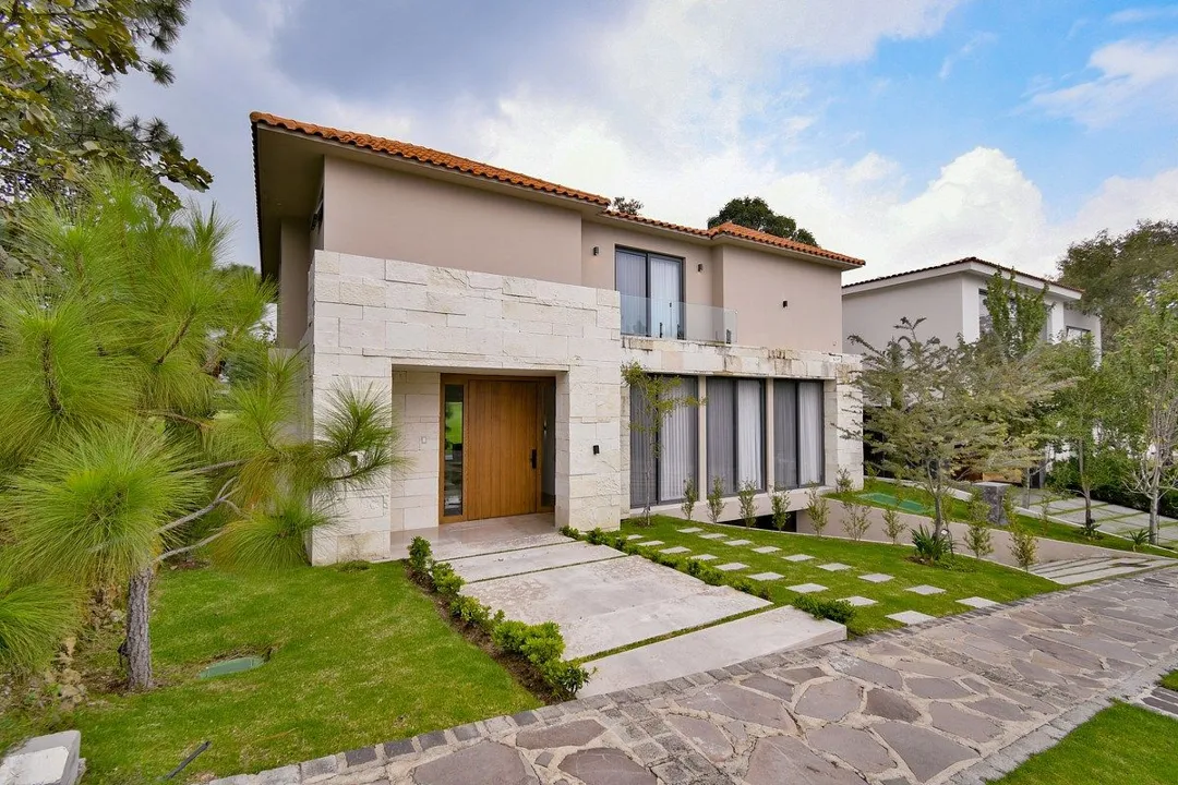 Foto 2 de Residencia de Autor en El Cielo Country Club en venta