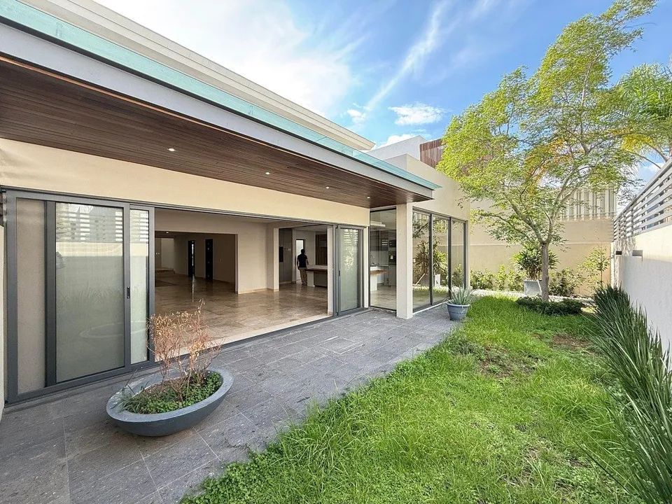 Foto 2 de RESIDENCIA VENTA PUERTA PLATA ZAPOPAN