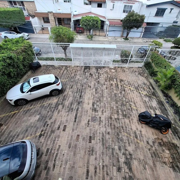 Foto 2 de Departamento en Renta a sólo 6 minutos de plaza la Perla
