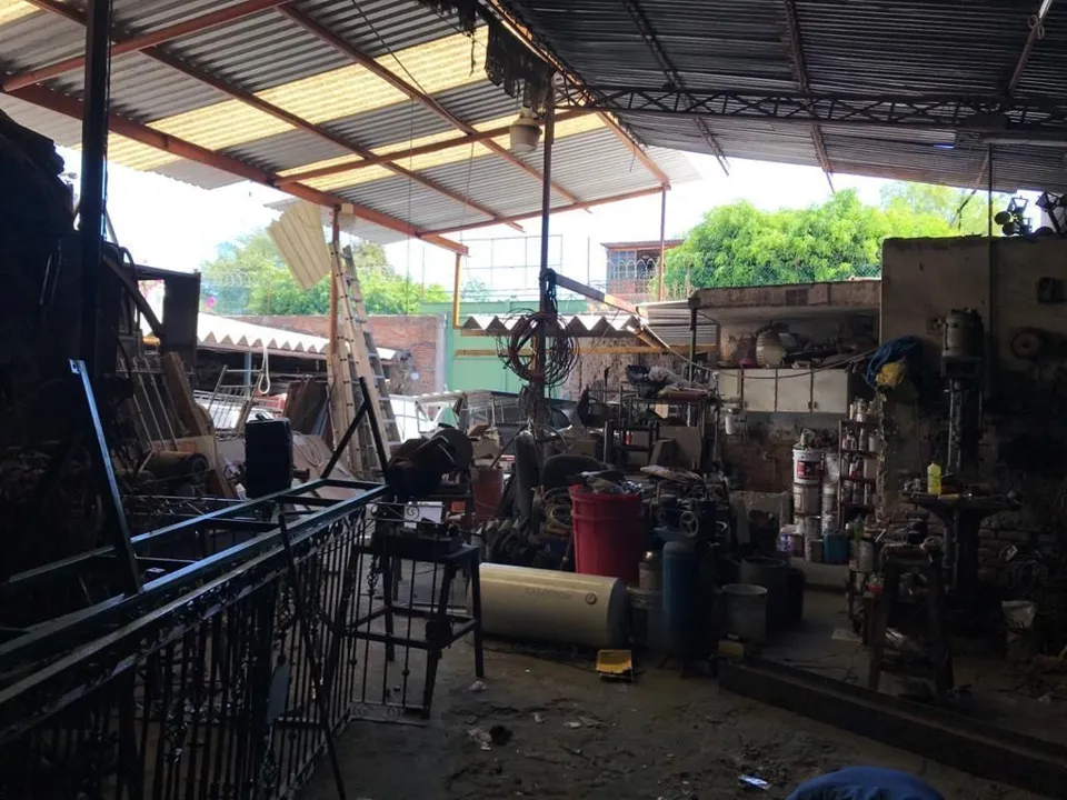 Foto 5 de PROPIEDAD COMERCIAL EN VENTA COL. MORELOS, CERCANO A LA ESTACION DEL TREN LIJERO