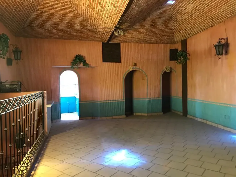 Foto 8 de PROPIEDAD COMERCIAL EN VENTA COL. MORELOS, CERCANO A LA ESTACION DEL TREN LIJERO