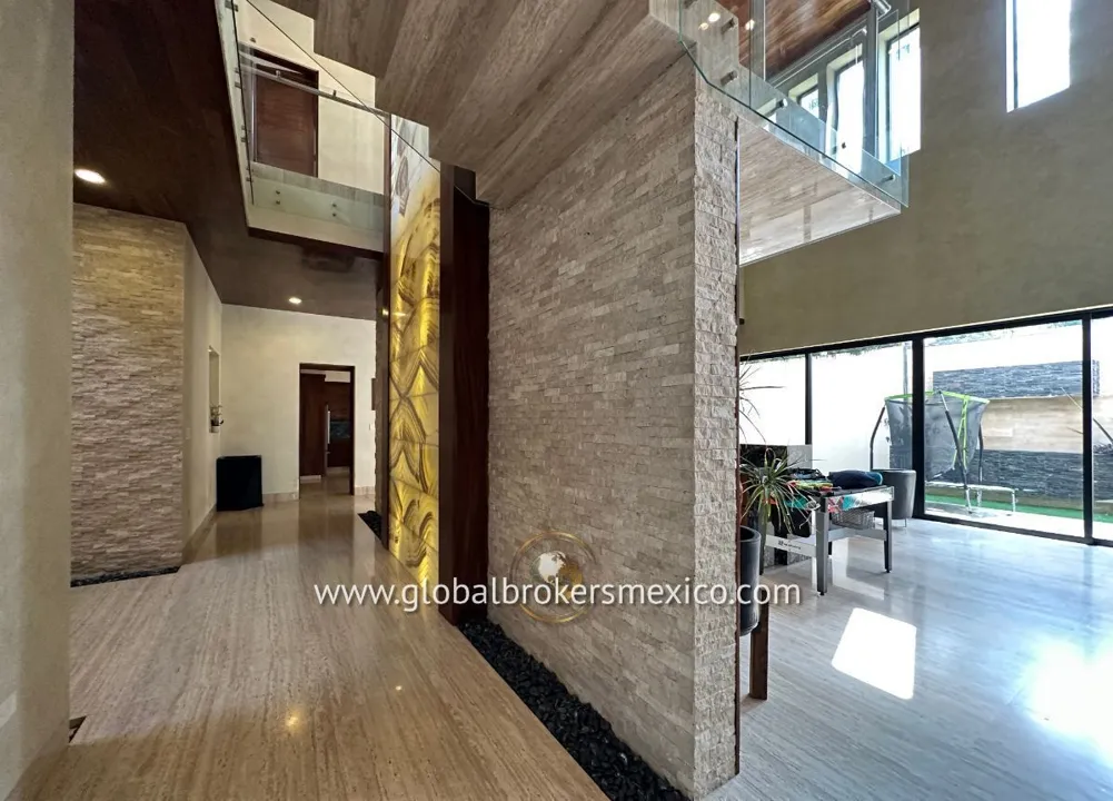 Foto 4 de Lujosa Residencia en Venta, Coto Pontevedra, Puerta de Hierro, Zapopan, Jalisco