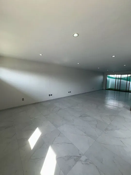 Foto 2 de INCREIBLE CASA EN VENTA EN CASA FUERTE