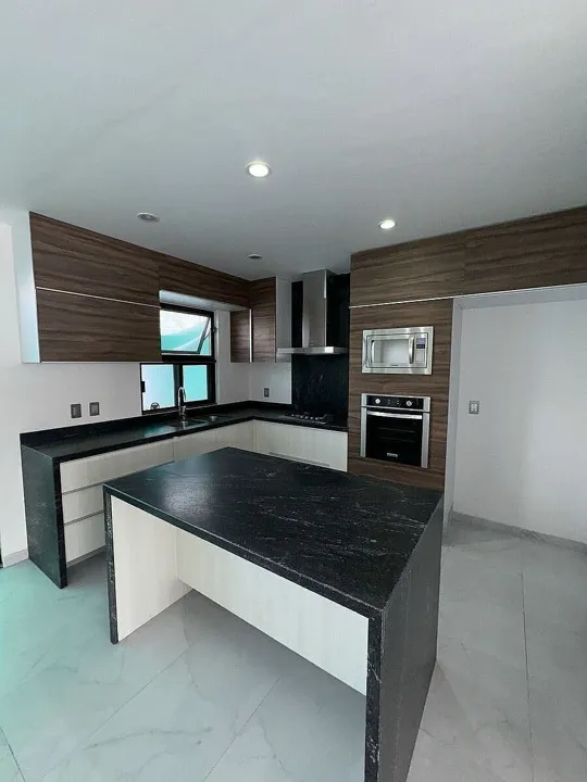 Foto 5 de INCREIBLE CASA EN VENTA EN CASA FUERTE
