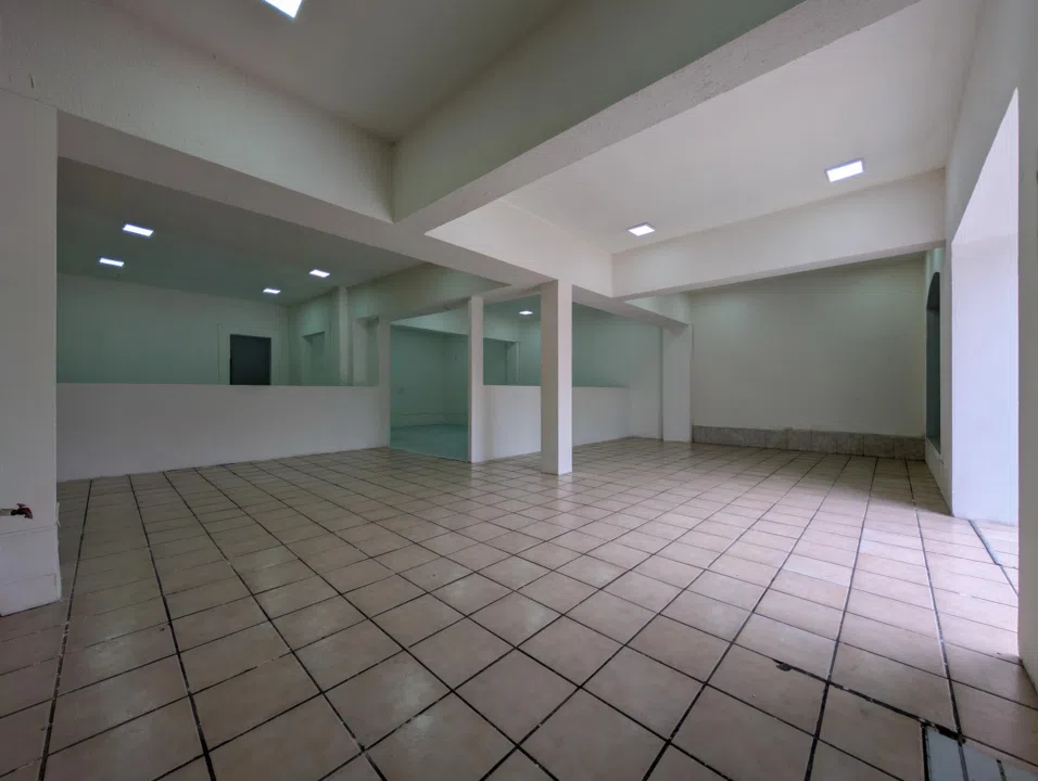 Local comercial en renta sobre Av. Revolución, Guadalajara