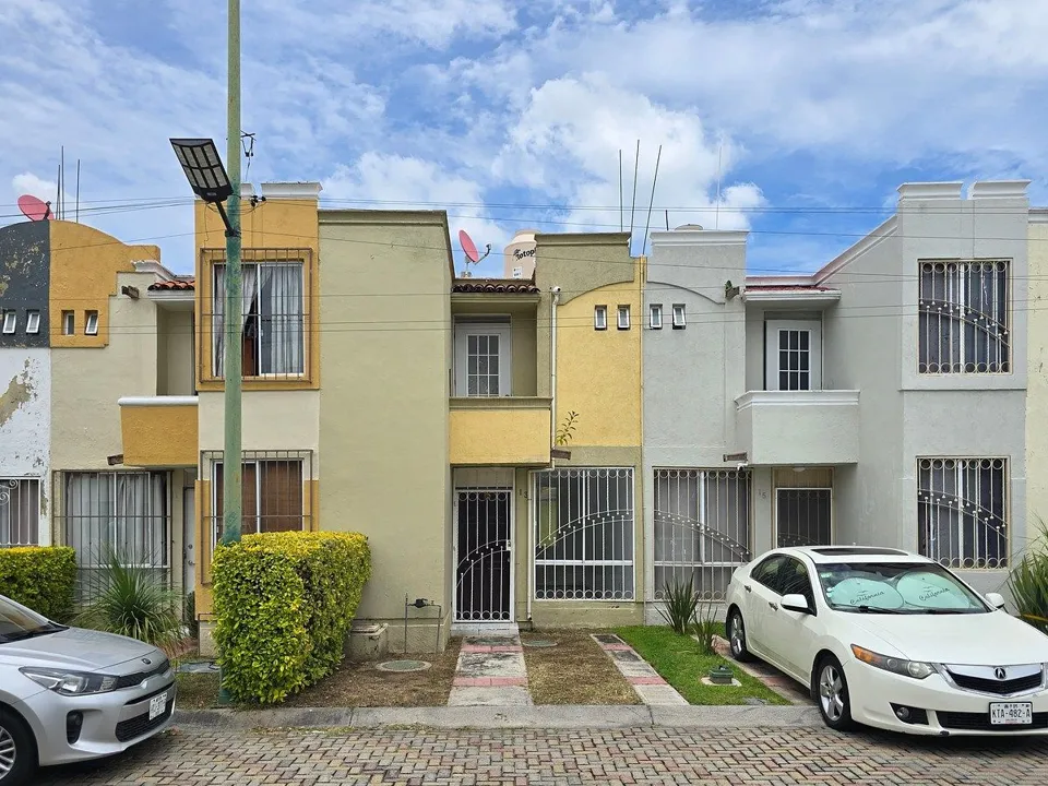 CASA EN RENTA EN GIRASOLES