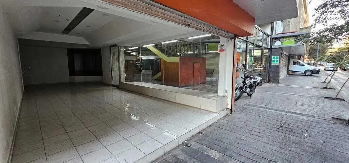 Foto 2 de LOCAL COMERCIAL EN EL CENTRO DE GUADALAJARA