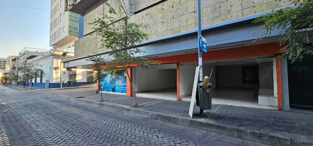 Foto 4 de LOCAL COMERCIAL EN EL CENTRO DE GUADALAJARA