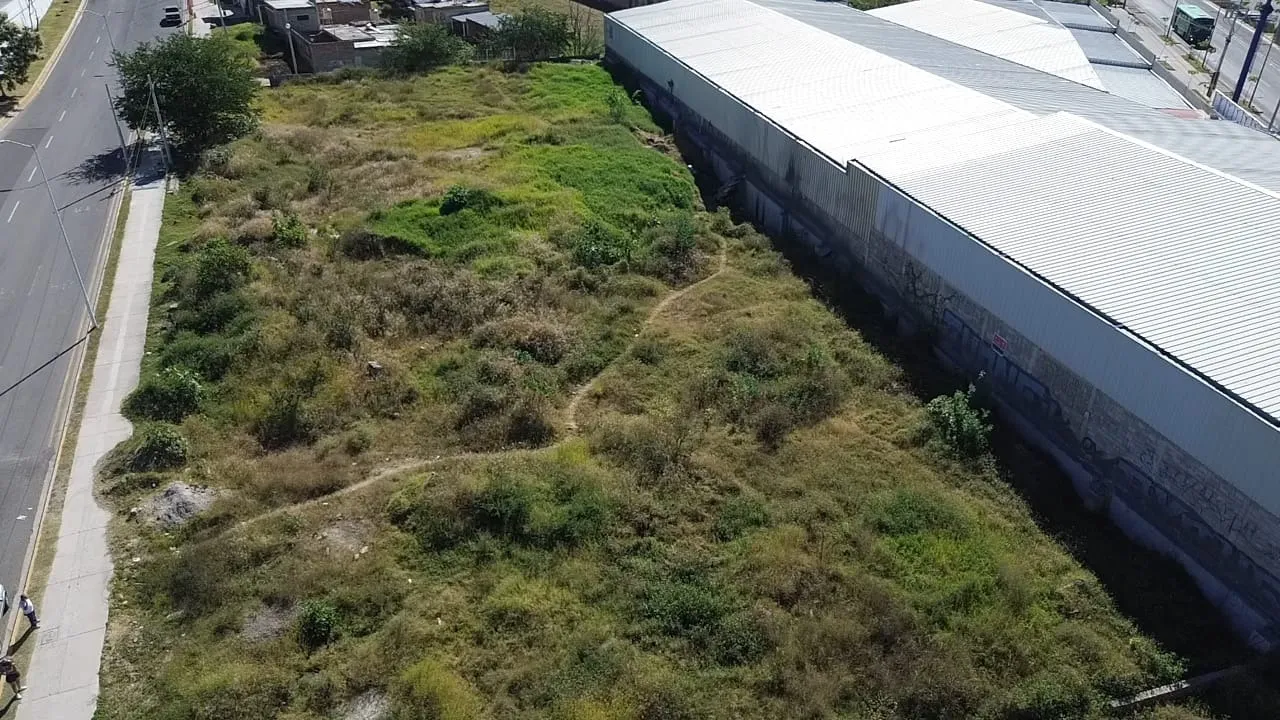 Foto 3 de Terreno en venta en Av. Tonaltecas, Tulipanes, Tonalá