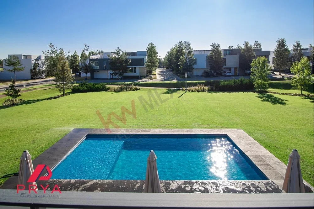 Foto 8 de Terreno en Venta Zapopan | Solares Residencial | Coto Prado 166 m²