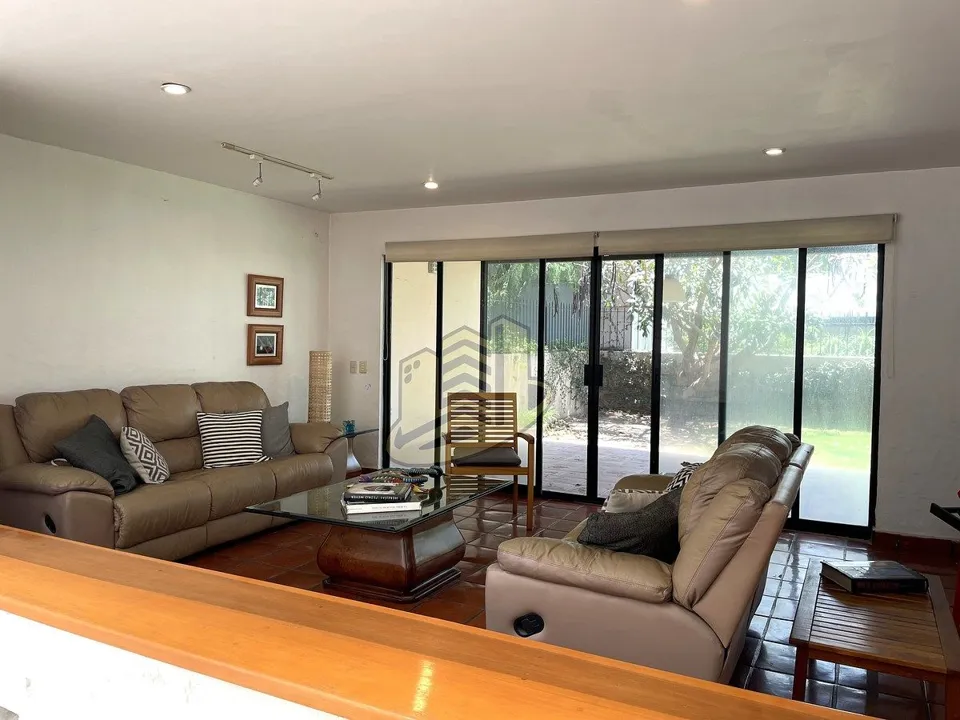 Foto 7 de Casa en venta con gran jardín en Los Olmos 🏊🏻‍♀️