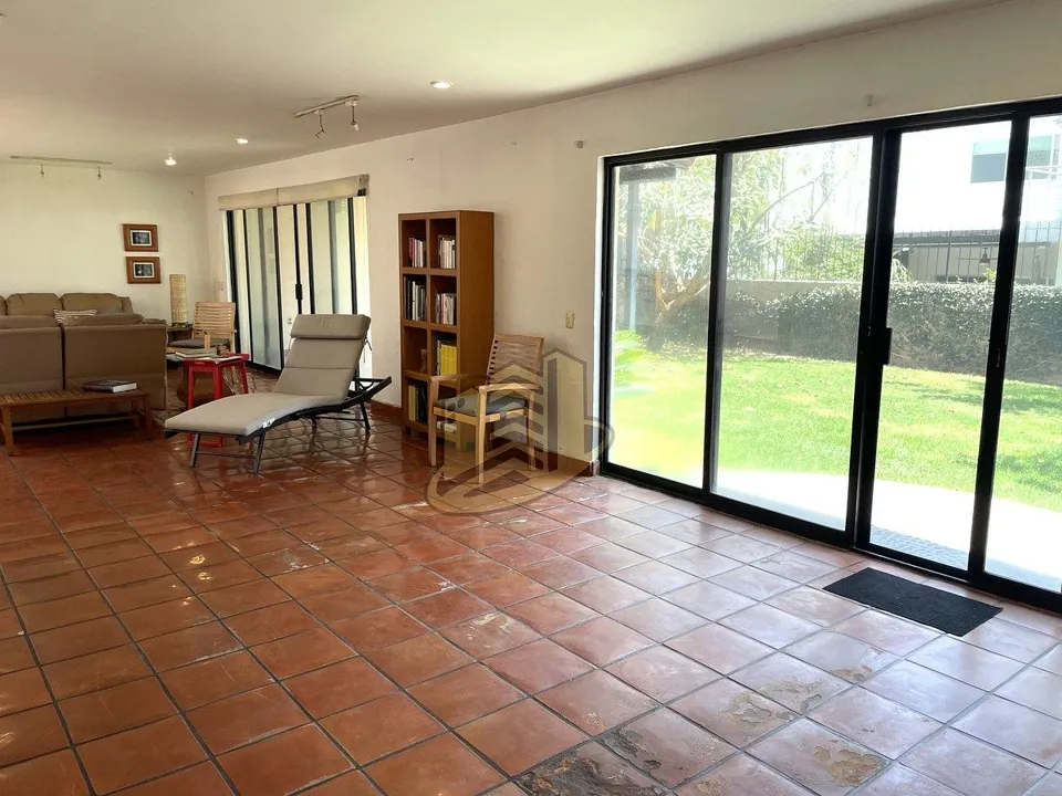 Foto 9 de Casa en venta con gran jardín en Los Olmos 🏊🏻‍♀️