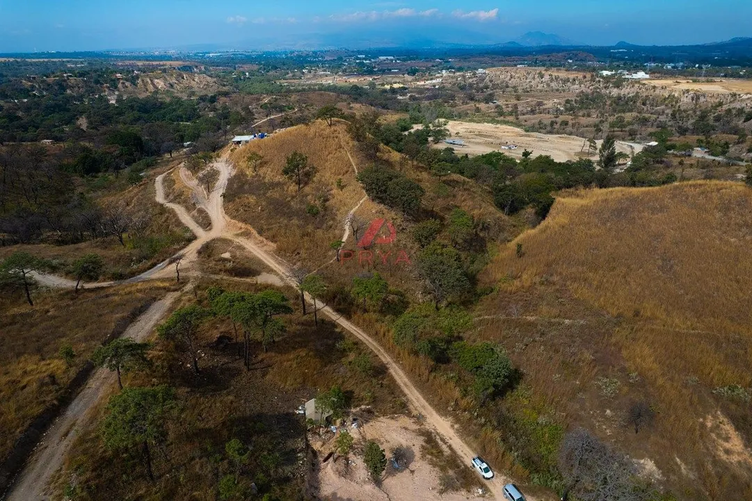 Foto 9 de Terreno en venta La Primavera Zapopan | 2,462 m² | Vista Panorámica