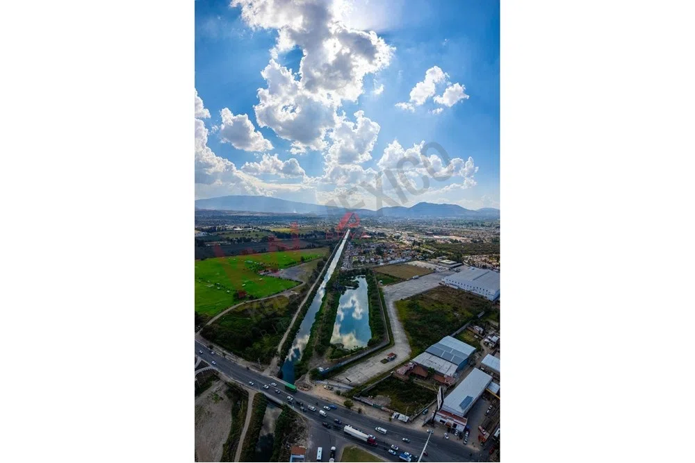 Foto 5 de Propiedad en RENTA - Avenida Valle de La Libertad, Fracc Valle de los Encinos, 45650 Tlajomulco de Z
