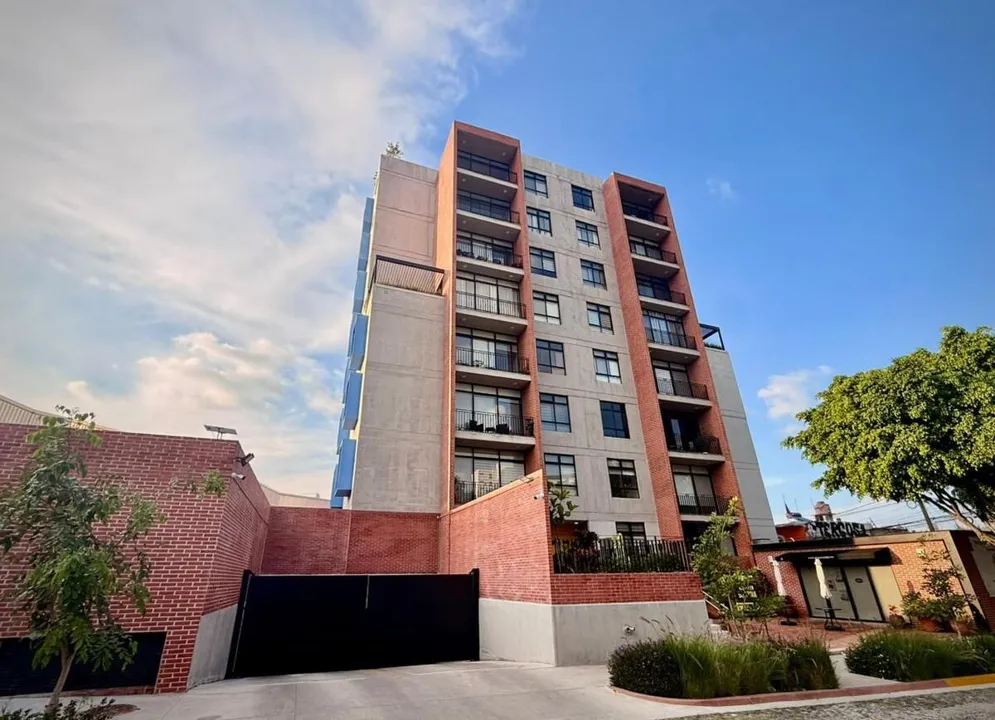 Foto 2 de Departamento en venta, Ciudad Granja CONDOMINIO CEDROS 1180, 3 rec, 2 baños