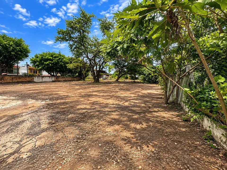 Foto 7 de Terreno Comercial en Esquina en Renta | Cerca de El Parián, Tlaquepaque