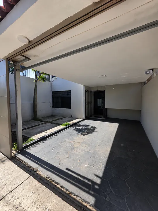 Foto 3 de 🏡 Casa Remodelada en Venta | Fracc. Revolución, Tlaquepaque