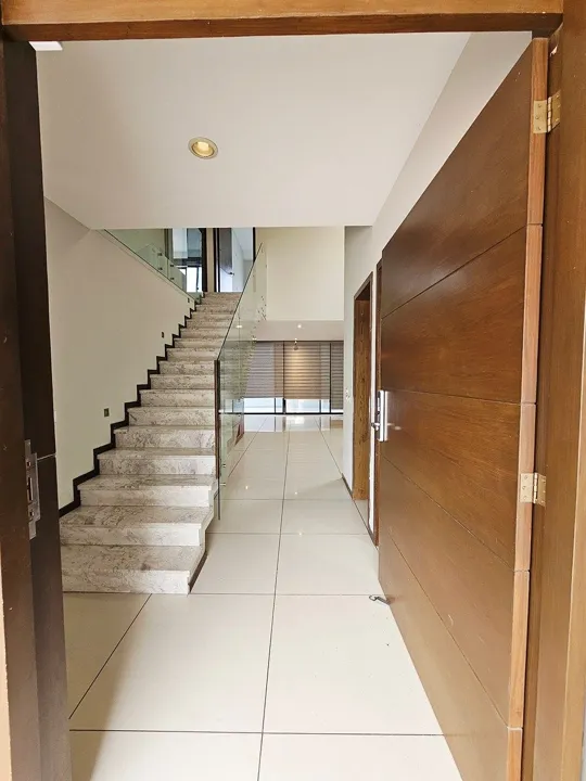 Foto 2 de Residencia con 5 recámaras en Zona Real