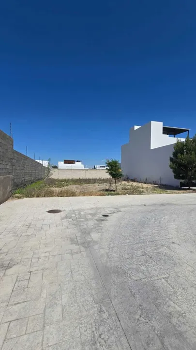 TERRENO EN VENTA CONDOMINIO LÁRISSA, ZAPOPAN, JAL.