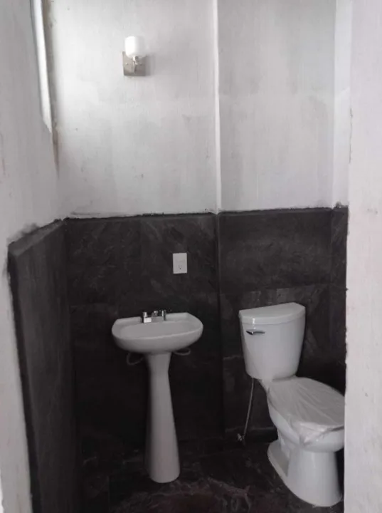 Foto 6 de Local Comercial en venta y renta en Calle Longinos Cadena, Lomas de Polanco, Guadalajara