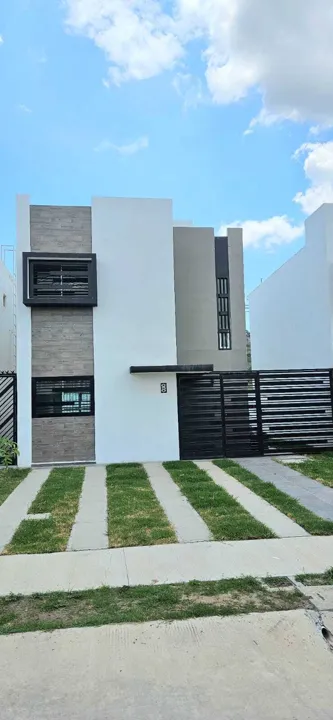 Casa en venta a precio de oportunidad en Bosques de Santa Anita