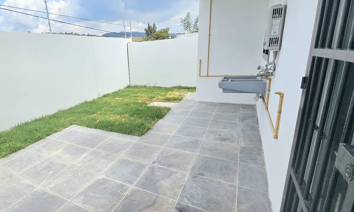 Foto 7 de Casa en venta a precio de oportunidad en Bosques de Santa Anita