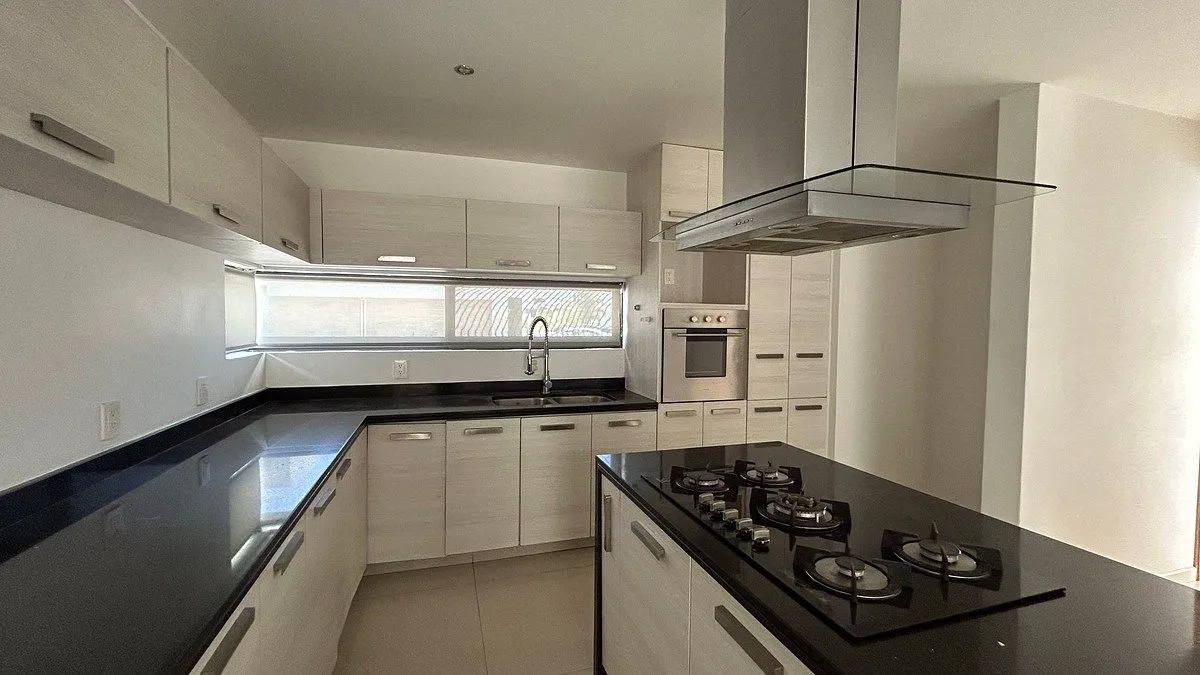 Foto 4 de Casa en Venta en Fraccionamiento Residencial Provenza - Coto Sur