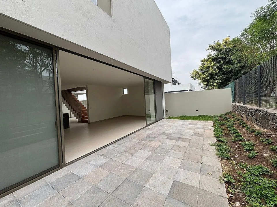 Foto 4 de VENTA RESIDENCIA EN ARAUCA , ZAPOPAN JAL