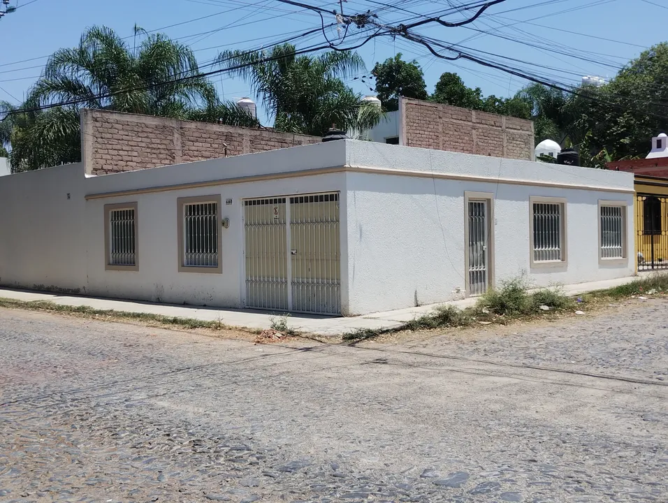 Casa en venta en HOGARES DE NUEVO MEXICO, Zapopan