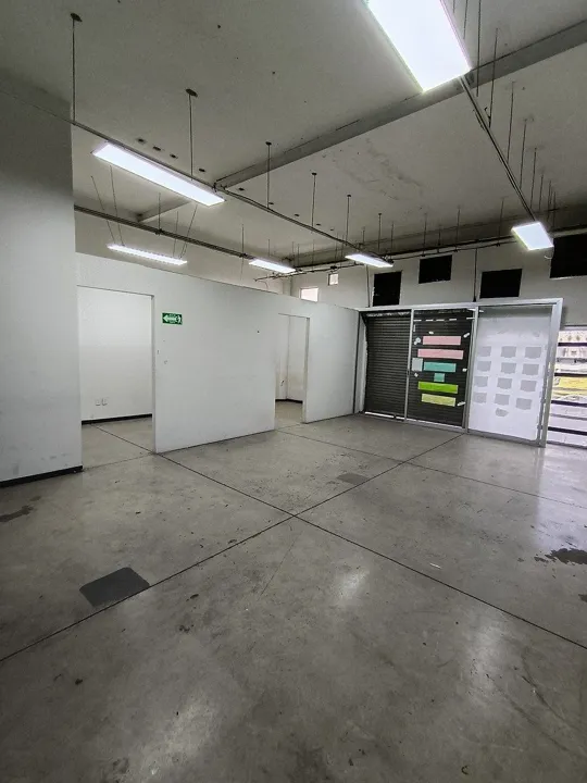 Foto 5 de Local venta en plaza comercial