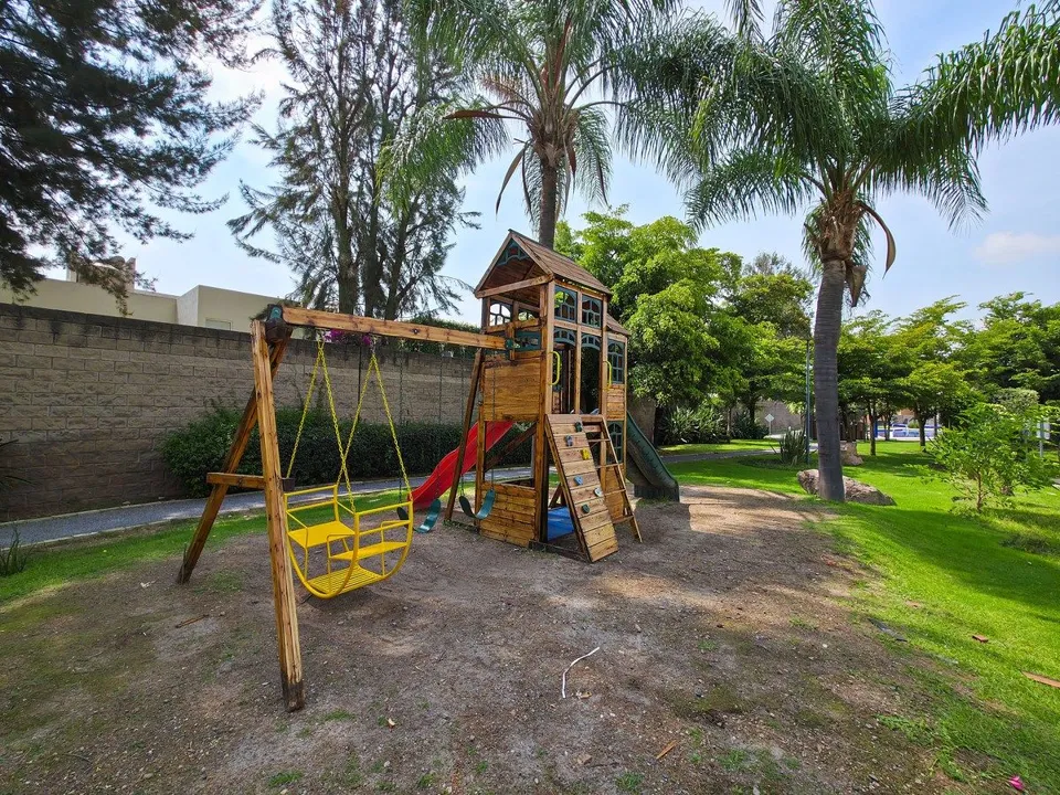 Foto 8 de Terreno en Venta en Sendero las Moras, Tlajomulco
