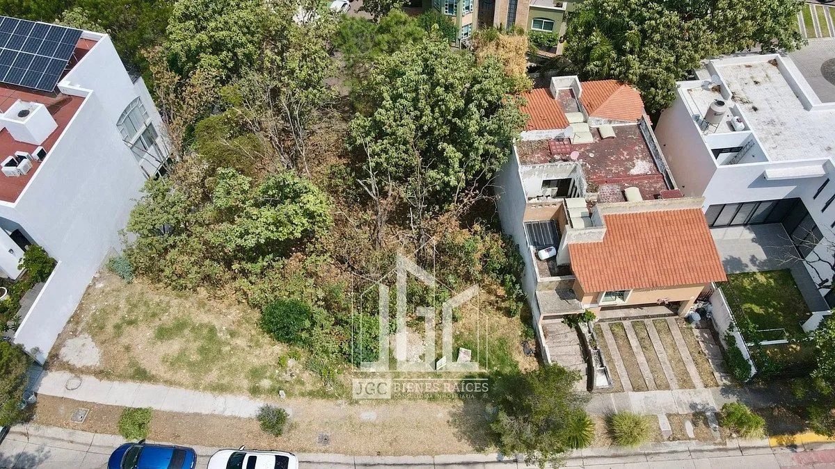 Foto 2 de TERRENO EN VENTA EN CIUDAD BUGAMBILIAS - AV. DEL RENO PTE