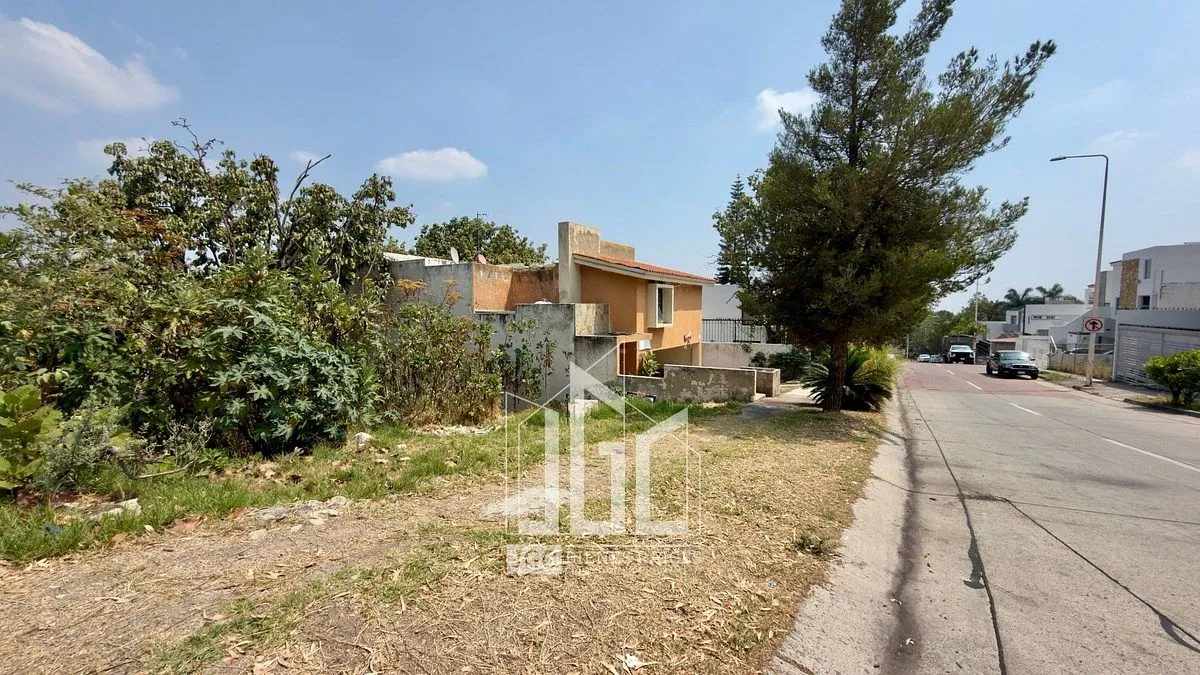 Foto 5 de TERRENO EN VENTA EN CIUDAD BUGAMBILIAS - AV. DEL RENO PTE