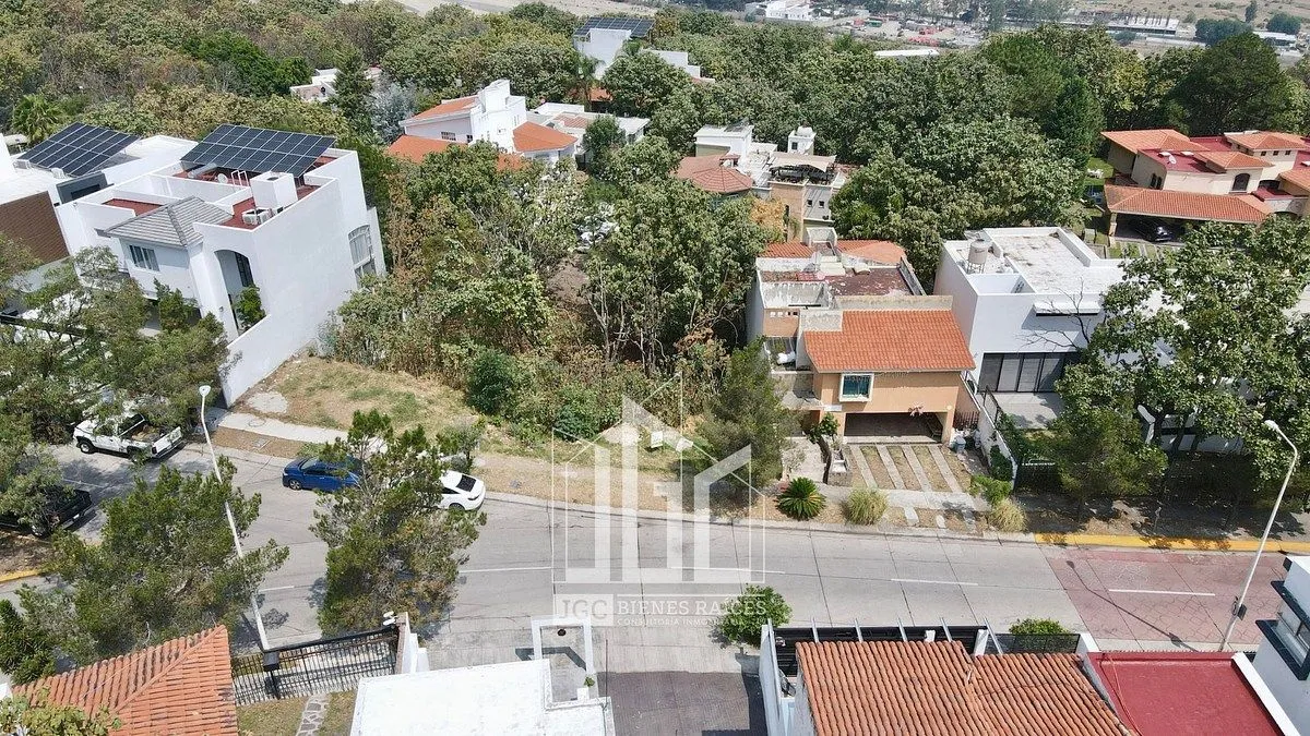 Foto 8 de TERRENO EN VENTA EN CIUDAD BUGAMBILIAS - AV. DEL RENO PTE