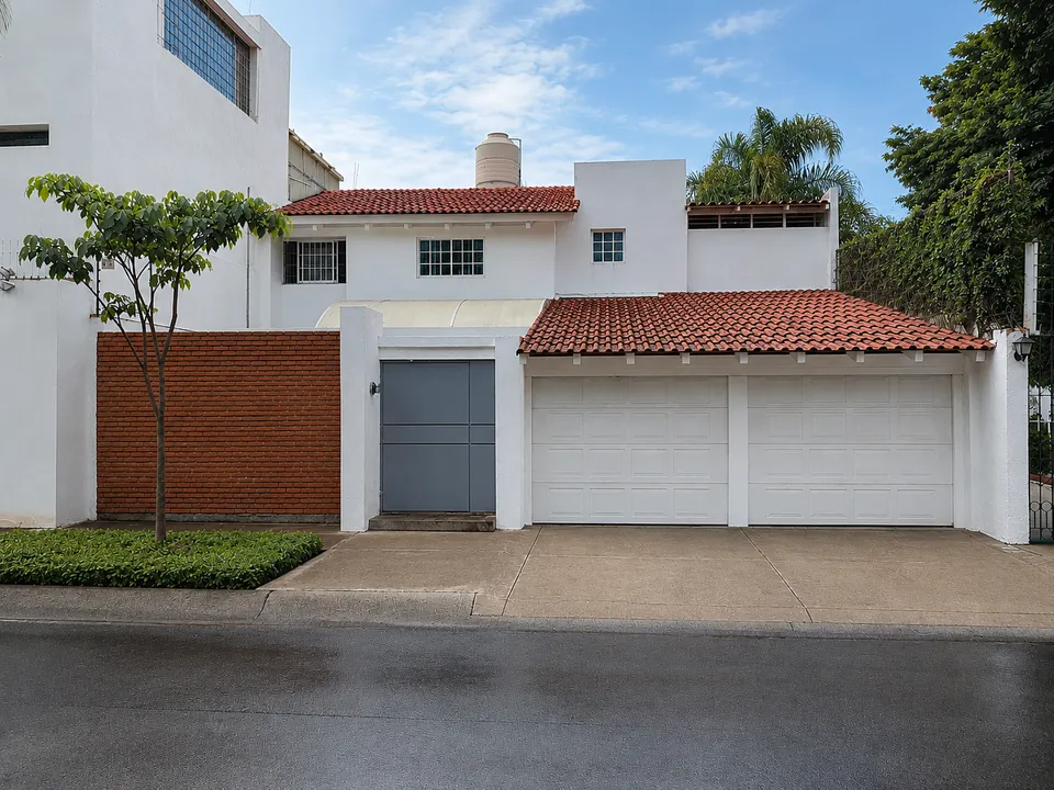 VENTA Residencia 5 minutos de Expo Guadalajara