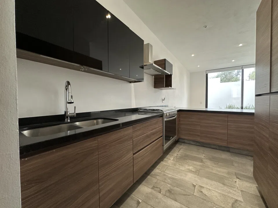 Casa en Venta en Coto Encino Valle Imperial