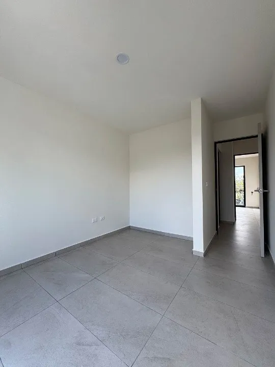 Foto 2 de Casa en venta en Boulevard Valle Imperial, Fraccionamiento Alva, Zapopan