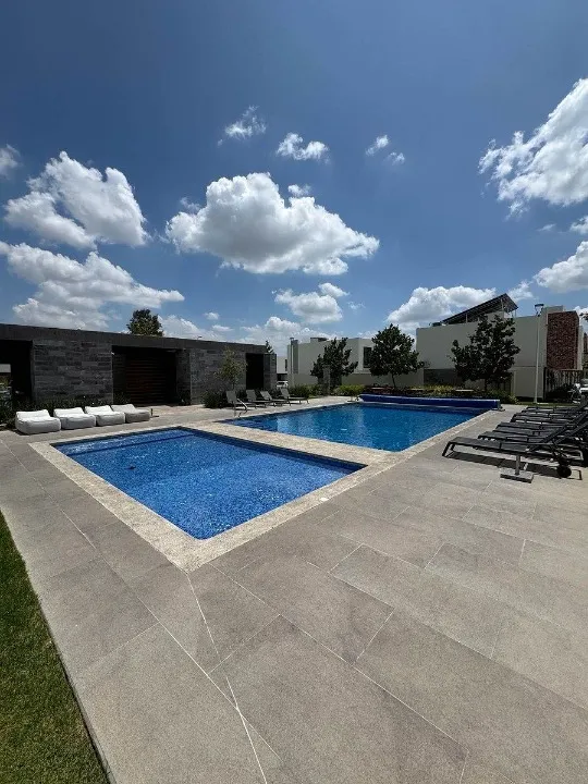 Foto 8 de Casa en venta en Boulevard Valle Imperial, Fraccionamiento Alva, Zapopan