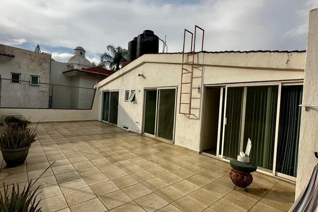 Foto 3 de Casa "duplex" en planta alta a 1 cuadra de López Mateos, 150 M2, 3 recámaras, 2.