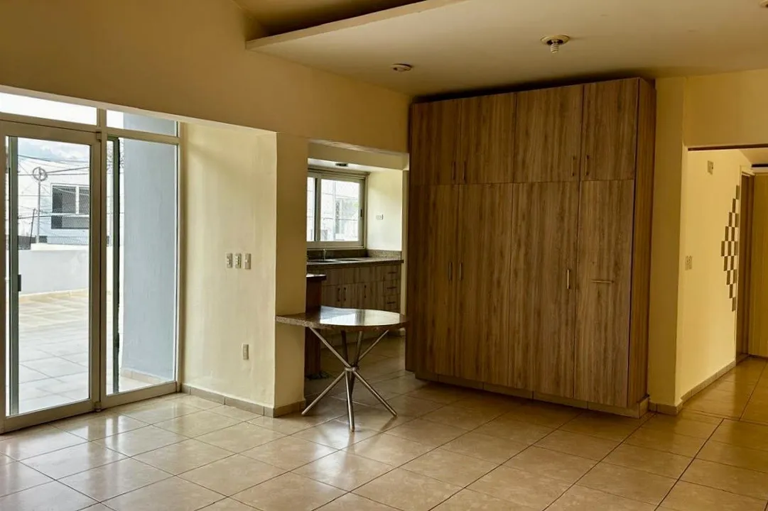 Foto 9 de Casa "duplex" en planta alta a 1 cuadra de López Mateos, 150 M2, 3 recámaras, 2.