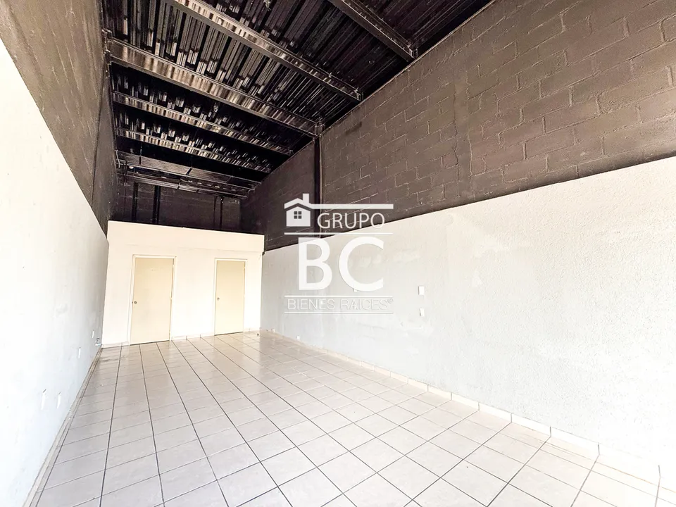 Foto 3 de Local Comercial en Renta en Plaza Punto Capital Norte | 65 m² Alta Afluencia