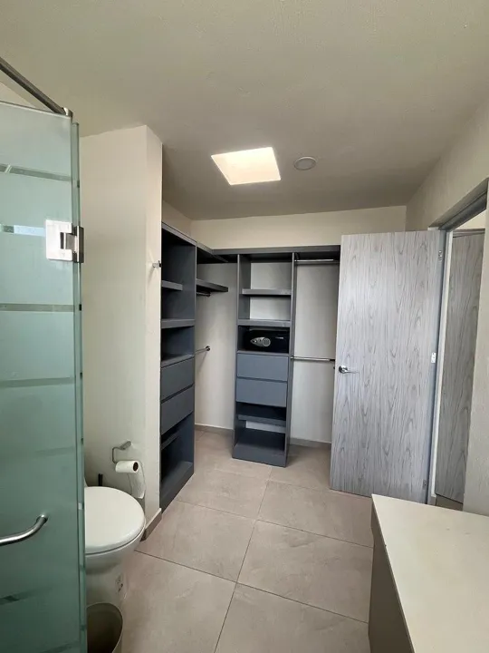 Foto 7 de Casa en Venta en Alva Residencial Zapopan | Esquina con Terreno Excedente.