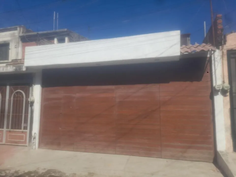 Casa en venta en Abraham González, 20 de Noviembre, Tonalá
